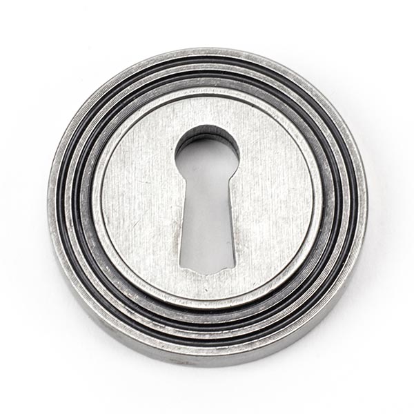 Pewter Round Escutcheon (Beehive)