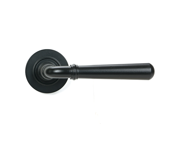 Matt Black Newbury Lever on Rose Set (Plain)