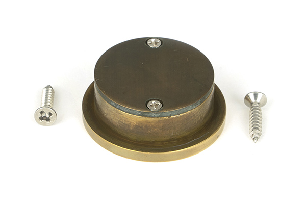 Aged Brass 34mm Round Finger Edge Pull