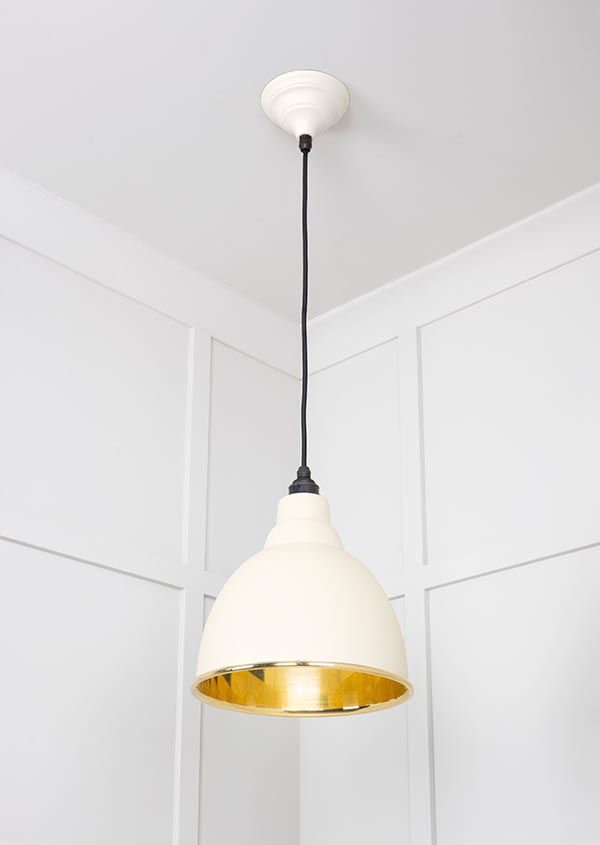 Smooth Brass Brindley Pendant in Teasel