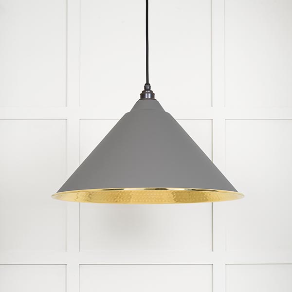 Hammered Brass Hockley Pendant in Bluff