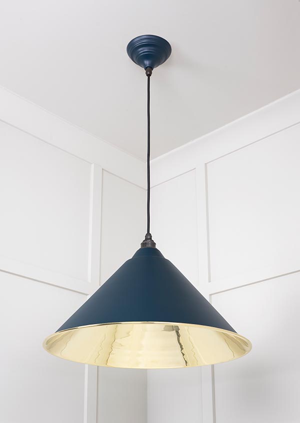 Smooth Brass Hockley Pendant in Dusk