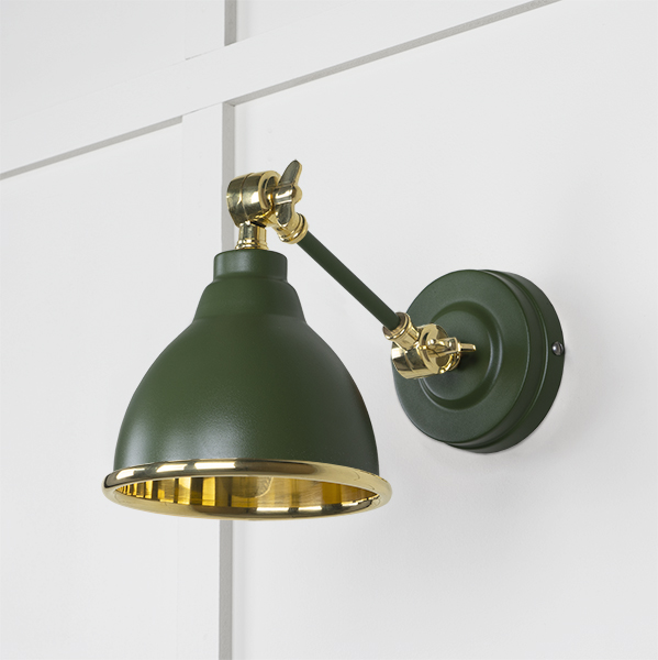 Smooth Brass Brindley Wall Light in Heath