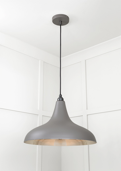Smooth Nickel Frankley Pendant in Bluff