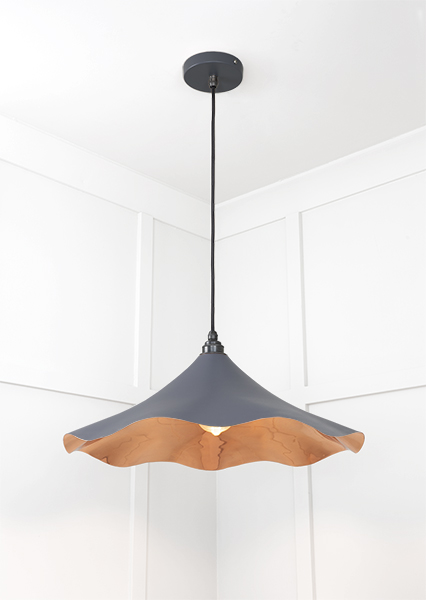 Smooth Copper Flora Pendant in Slate