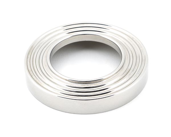 Polished Chrome Avon Round Lever on Rose Set (Beehive) - Unsprung