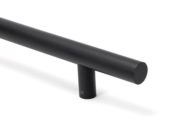 Matt Black SS (316) 1.8m T Bar Handle B2B Fix 32mm Ø