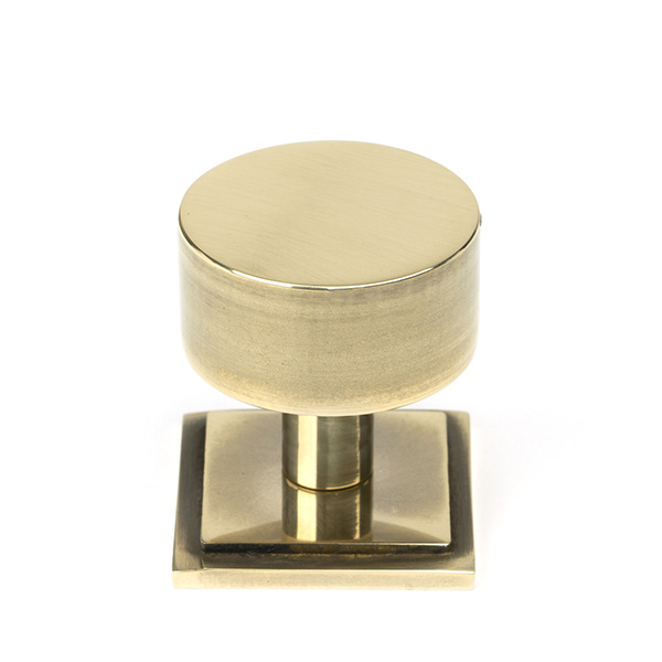 Aged Brass Kelso Cabinet Knob - 32mm (Square)