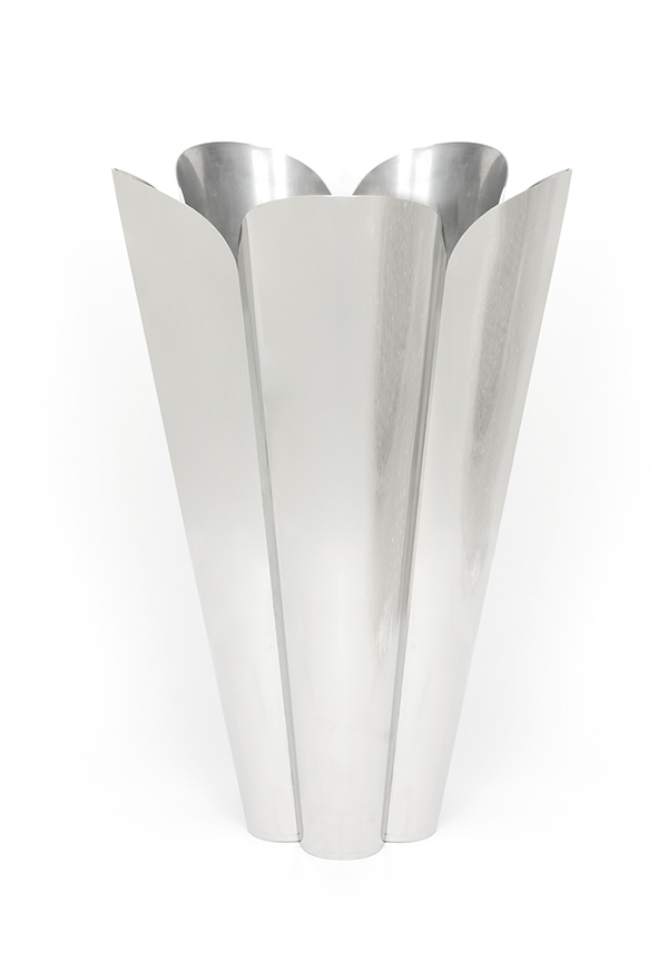 Polished Marine SS (316) 40cm Flora Pot (Drainage holes)
