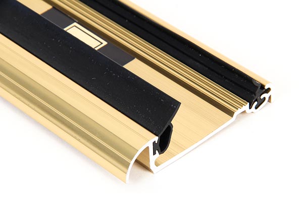 Gold 3000mm Macclex 15/2 Threshold