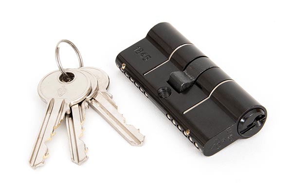 Black 35/35 6pin Euro Cylinder KD