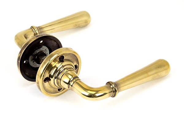 Aged Brass Newbury Lever on Rose Set