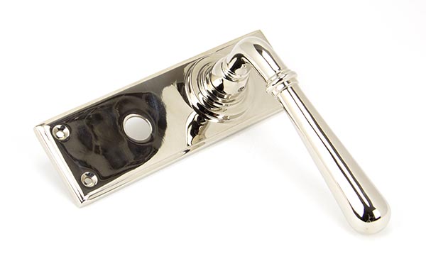 Polished Nickel Newbury Lever Bathroom Set