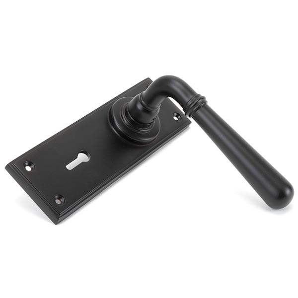 Aged Bronze Newbury Lever Lock Set