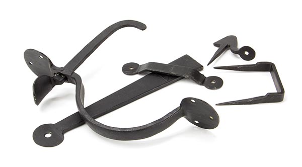 External Beeswax Medium Bean Thumblatch