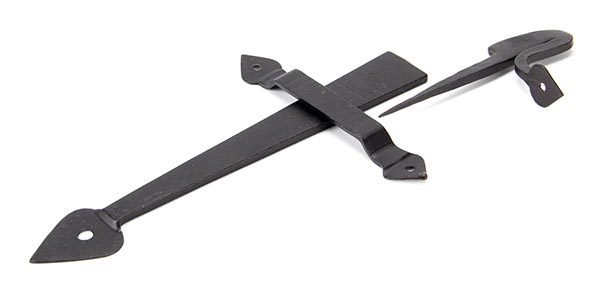 External Beeswax Tuscan Thumblatch