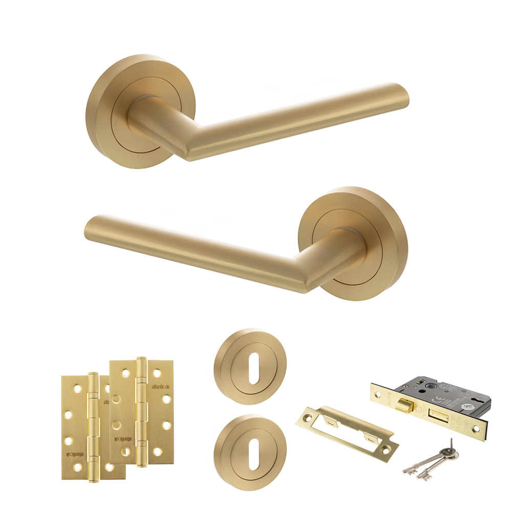 STATUS Alabama Door Handle Pack (3 Lever Lock Set - 2.5" CE Sashlock, 4" Slim Knuckle Hinges x2) - Satin Brass