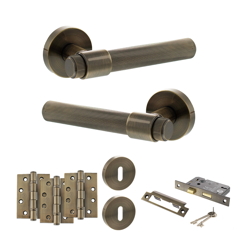 Senza Pari Fasana Door Handle Pack (3 Lever Lock Set - 3" CE Sashlock, 4" Fire Rated Hinges x3) - Antique Brass