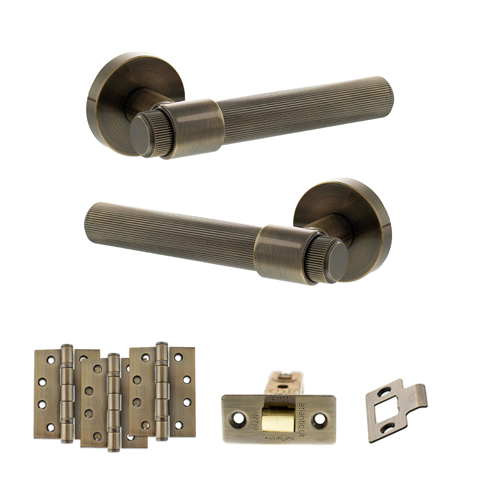 Senza Pari Fasana Door Handle Pack (Latch Set - 3" CE Latch, 4" Fire Rated Hinges x3) - Antique Brass