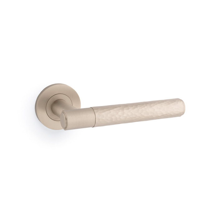 Spitfire Hammered Lever on Round Rose-Satin Nickel