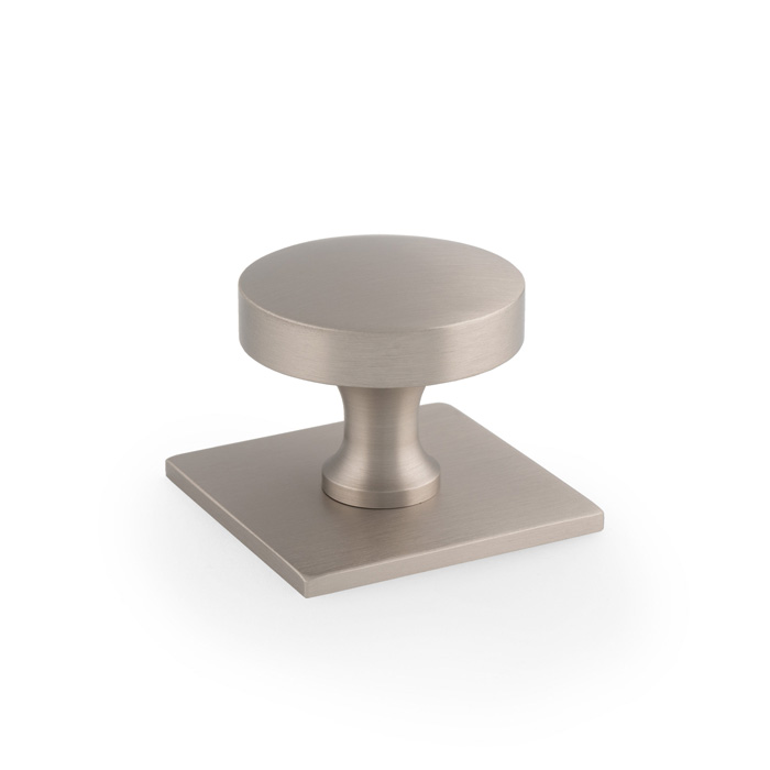 Bullion Cupboard Knob on Square Backplate-Satin Nickel