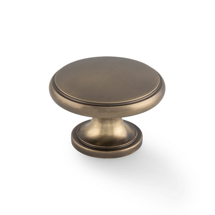Cambridge Round Cupboard Knob - Antique Brass