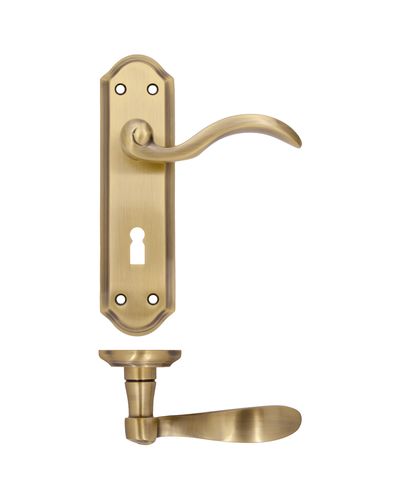 Winchester Lever Lock (57mm c/c) Furniture    180 x 48mm
