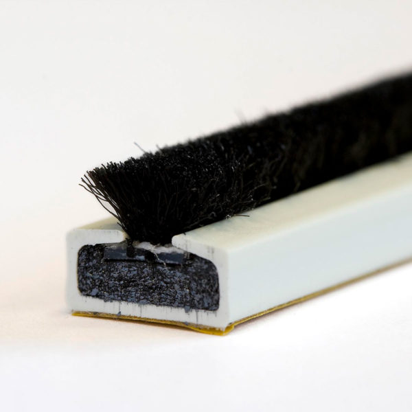 2.1x10x4 FIRE & SMOKESEAL WHITE 30MIN - WHITE BRUSH